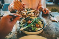 الإبطاء في الأكل