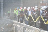 محافظ المنيا يتابع محطة مياه