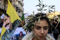 لافتة "غصن الزيتون"