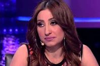 الفنانة بوسى