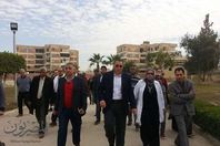 الدكتور ممدوح غراب أثناء زيارته للمستشفى الجامعى