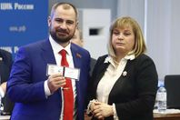 مكسيم سورايكين يوضح وثيقة ترشحة للانتخابات الرئاسية