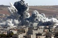 غارات علي سوريا