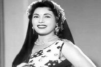 تحية كاريوكا