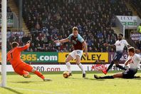 توتنهام وبيرنلي