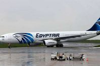 مصر للطيران تعلق رحلاتها إلي الصين

