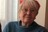 ذهبت لرؤية حفيدها فقتلتها كرة طائشة