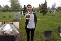 تحليل الجثث وتحويلها لسماد بشري