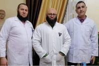 196-123703-a-worker-impersonating-doctor-egypt_700x400