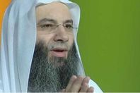 214-104627-son-sheikh-muhammad-hassan_700x400