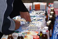 شعبة الدواء تحذر من أدوية مغشوشة بالأسواق