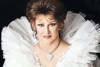 مصففة شعر تكشف سبب وفاة "وردة"