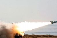 السعودية تسقط صاروخًا أطلقه الحوثيون