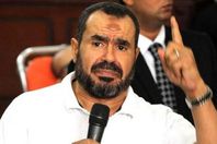 أين اختفى صلاح سلطان؟