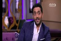 بالفيديو.. أحمد فلوكس يحرج منى الشاذلى على الهواء