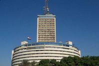 بالفيديو.. التليفزيون المصري يهاجم فيلم "سيارة ترحيلات"