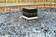 أصلي في الحرم مع أبي المتوفى