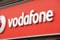 تأجيل اتهام موظف بشركة فودافون بالتزوير