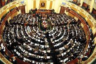 برلمانى لـ الحكومة:"المواطن مش لاقي ياكل"