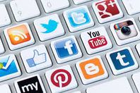 «المعارضة» تهجر مواقع التواصل الاجتماعى