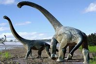 الديناصورات موجودة قبل المسيح بألفي سنة