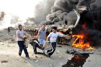 مقتل 12 شخصاً في سلسلة انفجارات ببغداد