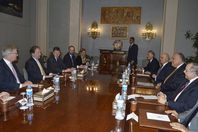 خلال اجتماع شكري بوفد مجلس المحافظين