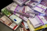 عملات مصرية وأجنبية