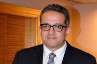 خالد العناني وزير الآثار