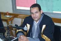 الباحث محمد كامل