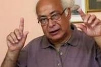 نادر فرجانى خبير التنمية البشرية