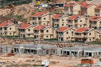 5 بنوك فرنسية تمول الاستيطان الإسرائيلي