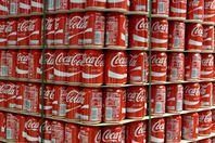 مخلفات بشرية في الكوكاكولا