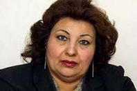 النائبة مارجريت عازر