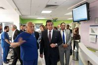 الدكتور مجدي يعقوب مع وزير التعليم العالي