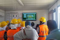 صورة الطلاب بالمدرسة