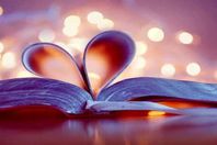 الأذن تعشق قبل العين