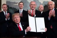 توقيع قرار «ترامب» بضم الجولان لإسرائيل