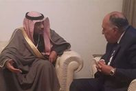 شكري ونظيره الكويتي الشيخ صباح خالد الحمد الصباح
