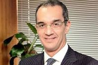 وزير الاتصالات