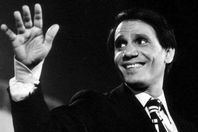 العندليب الاسمر