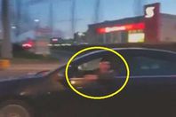 بعد وصلة سباب.. أسرع عقاب لسائق سيارة