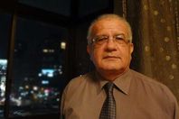 الدكتور حازم حسني