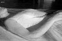 عروس الشرقية.. سقطت بين المعازيم وفارقت الحياة