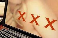 إيرادات موقع إباحي لعلاج مرضى كورونا