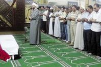 الأوقاف تمنع صلاة الجنازة بالمساجد