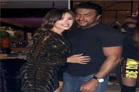 ياسمين عبد العزيز و العوضي