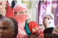 المجد للآلهة.. صيحات مع حرق ونهب بيوت مسلمي الهند