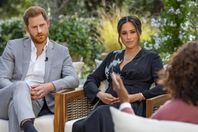 الامير هاري و زوجته