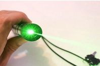 الليزر يعالج التهاب المفاصل ويمنع استبدال المفاصل